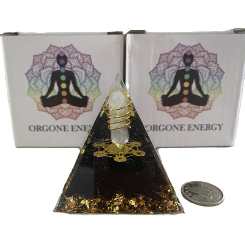 Petite pyramide en orgone